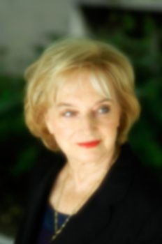 Sujet : Christine ARNOTHY - Credit : John FOLEY/Opale - Date : 20040801 - Ref. : ARNOTHYc_OpalJF_18604_01 - Agence Opale - 8, rue Charlot - 75003 Paris - France - Tel.:+331.40.29.93.33 - info@agence-opale.com - www.agence-opale.com